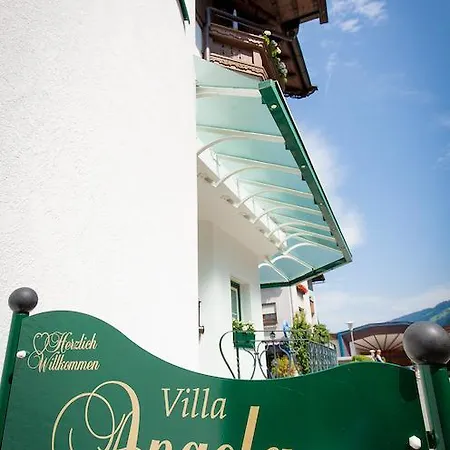 Hotel Angela 4*