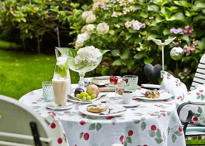 Angela מאיירהופן